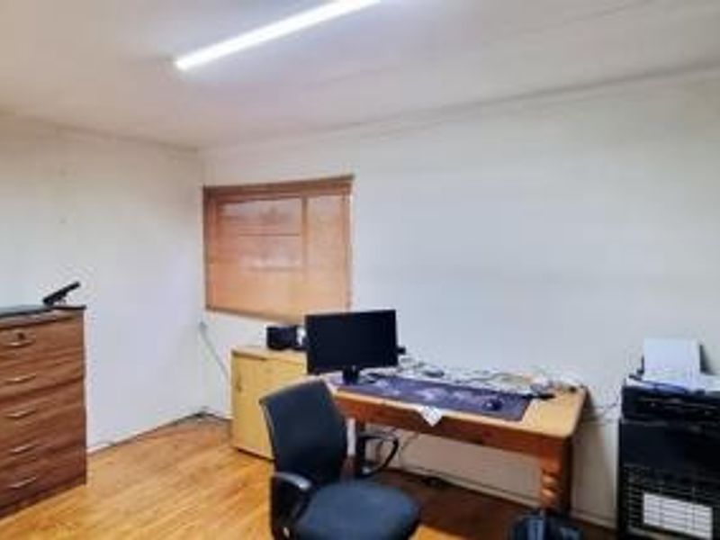 Spacious 4 Bedroom Cluster - Excellent Value in Glen Marais - Photo 9