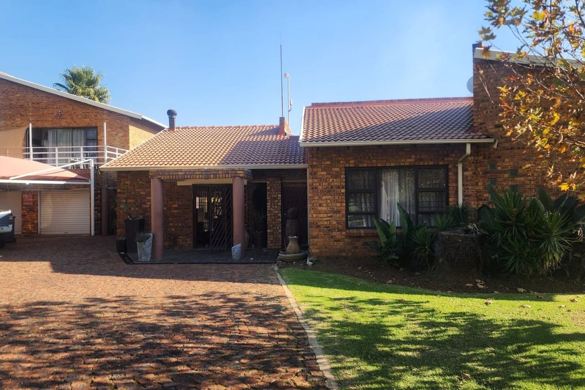 House For Sale in Dalpark - Photo 2
