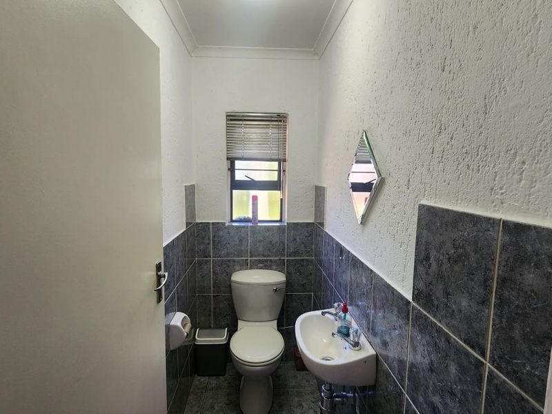 House For Sale in Dalpark - Photo 10