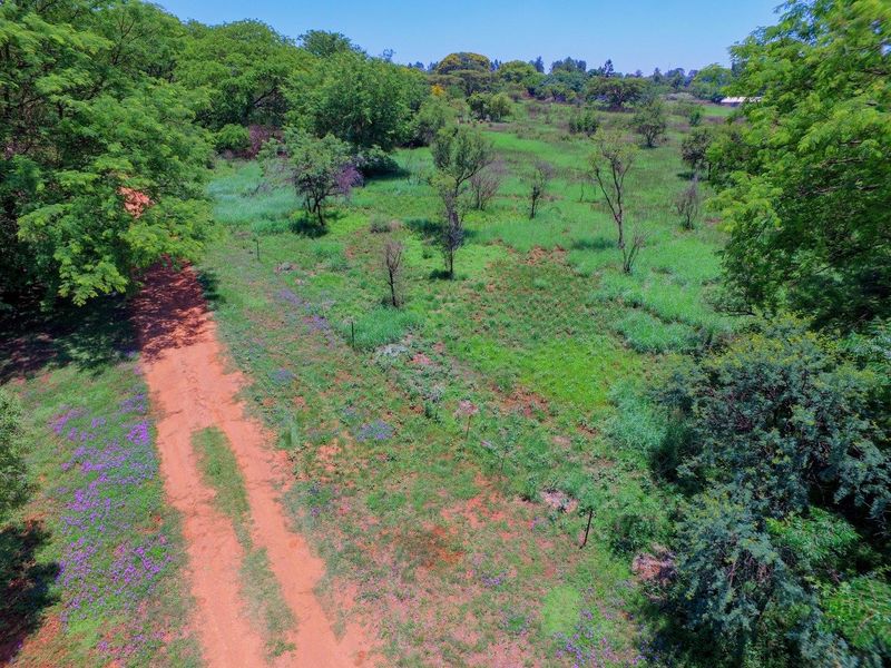 Excellent developmentopportunity adjacent to the moloto road - Photo 6