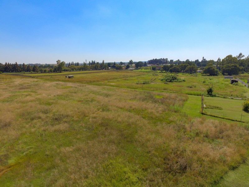 Large level plot in bredell development path - Photo 7