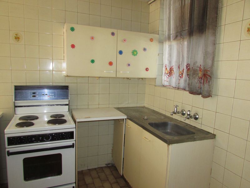 2 Bedroom Apartment - Photo 7