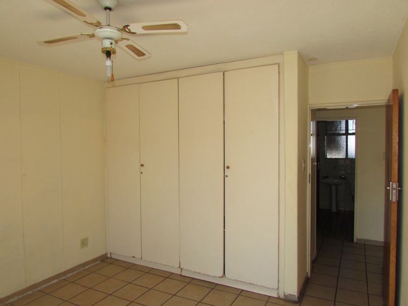 2 Bedroom Apartment - Photo 10