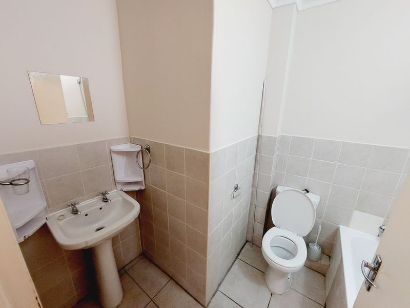 Investment Unit available in Uitzicht - Photo 9