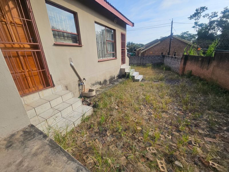 House For Sale in West Acres Ext 13, West Acres, Nelspruit - Photo 2