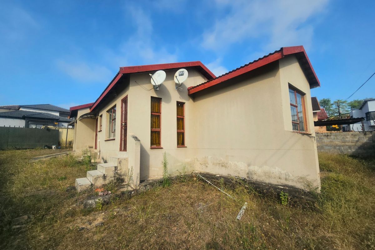 House For Sale in West Acres Ext 13, West Acres, Nelspruit - Photo 3