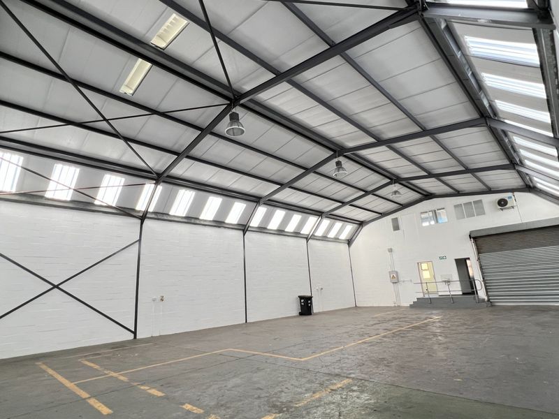 366m2 Warehouse To Let in Montague Gardens, Cape Town | Alternator Park | Unit 18 - Photo 7