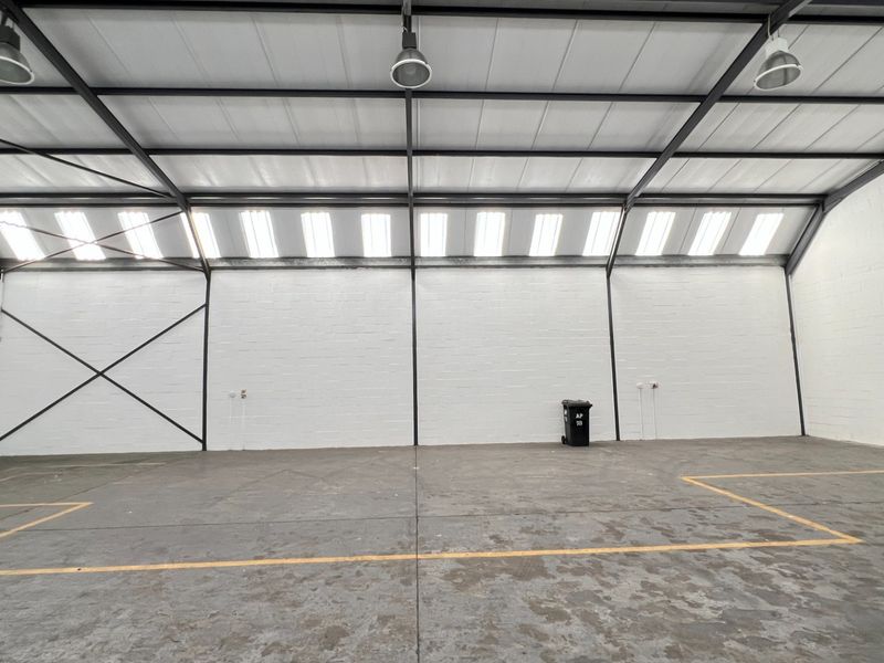366m2 Warehouse To Let in Montague Gardens, Cape Town | Alternator Park | Unit 18 - Photo 6