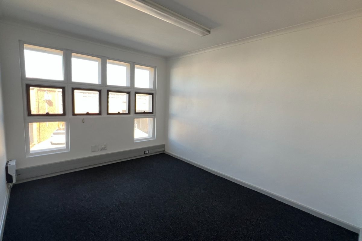 366m2 Warehouse To Let in Montague Gardens, Cape Town | Alternator Park | Unit 18 - Photo 4