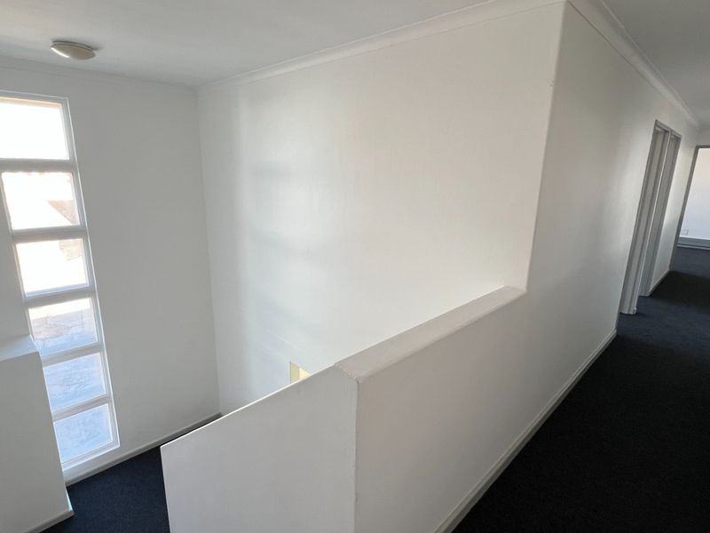 366m2 Warehouse To Let in Montague Gardens, Cape Town | Alternator Park | Unit 18 - Photo 10