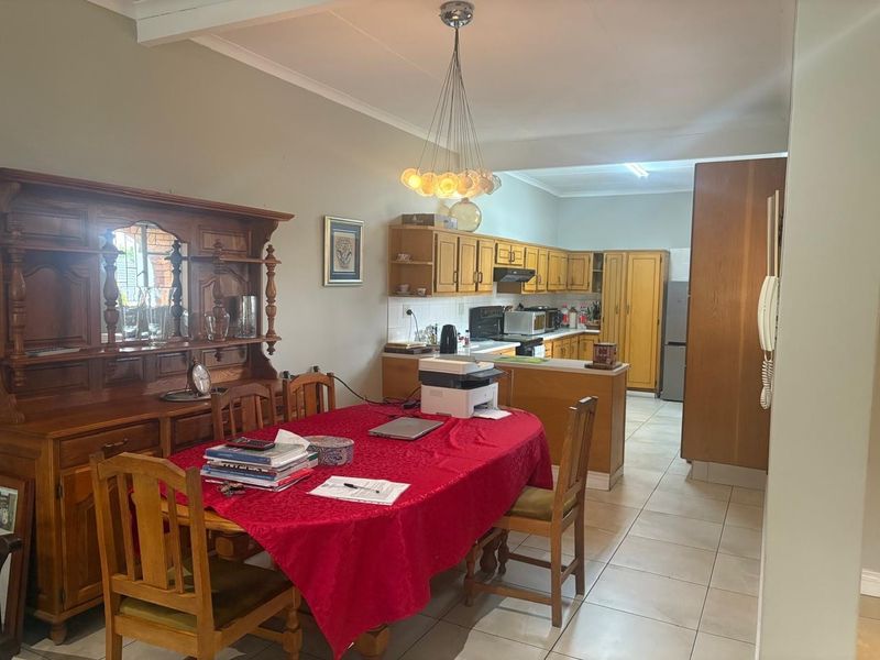 3- Bedroom Townhouse with Pool For Sale in Hutten Heights, Newcastle, KwaZulu Natal - Photo 10