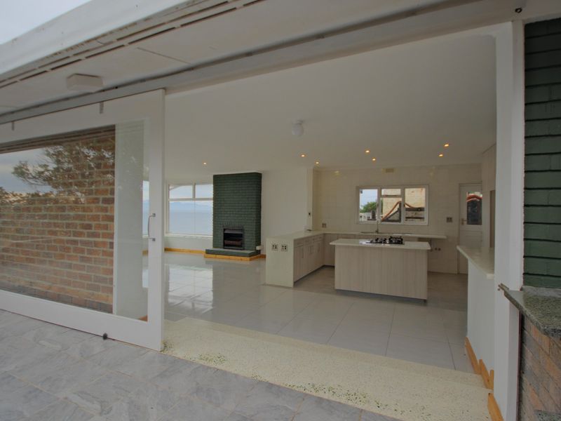 House For Sale in Murdock Valley, Simons Town - Photo 9
