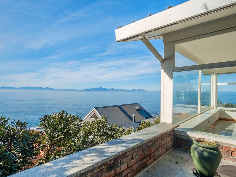 House For Sale in Murdock Valley, Simons Town - Photo 3