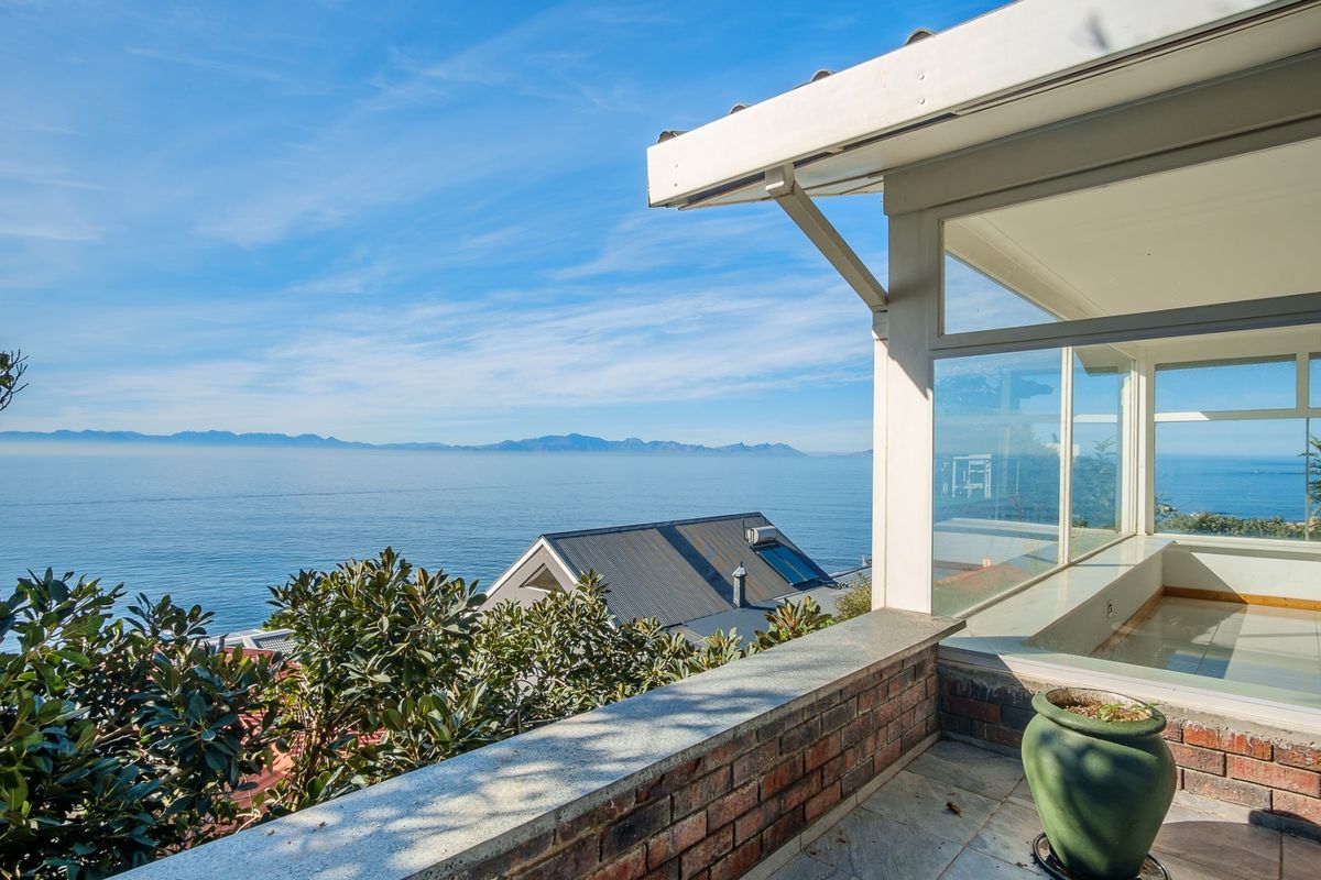House For Sale in Murdock Valley, Simons Town - Photo 3