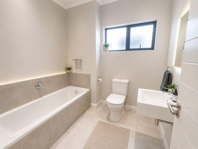Apartment To Rent in Emberton Estate, Gillitts, Kloof, KwaZulu Natal - Photo 7