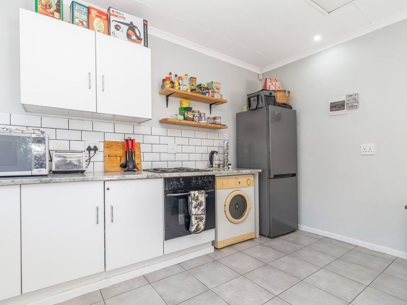 Investment Property FOR SALE in Jukskei Park, Randburg - Photo 6