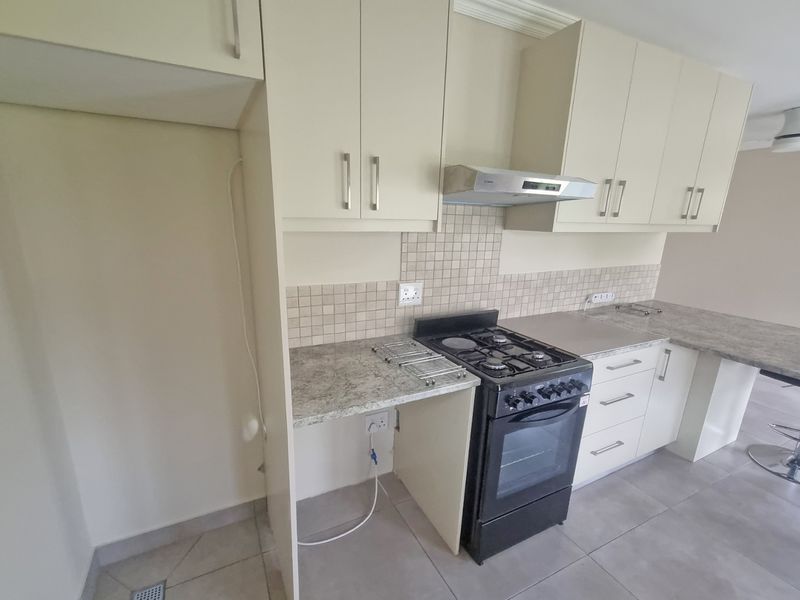 Unfurnished Studio garden flat available - Constantia - 1 July - Photo 7