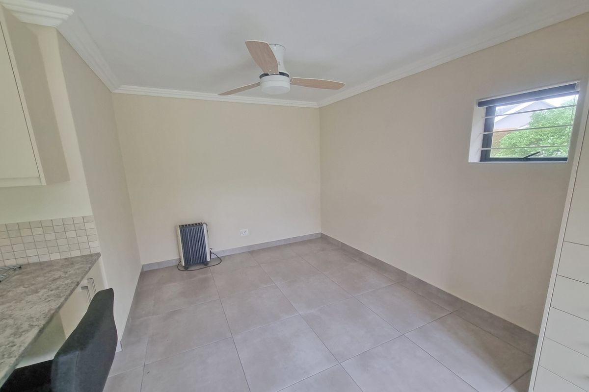 Unfurnished Studio garden flat available - Constantia - 1 July - Photo 3