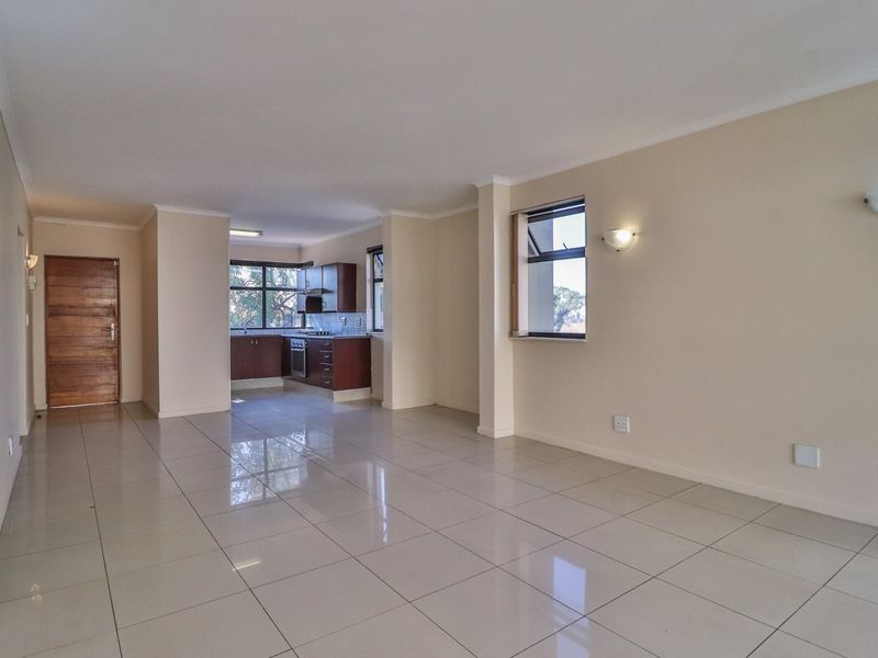 Impressively stylish and secure living - All costs included - Photo 8