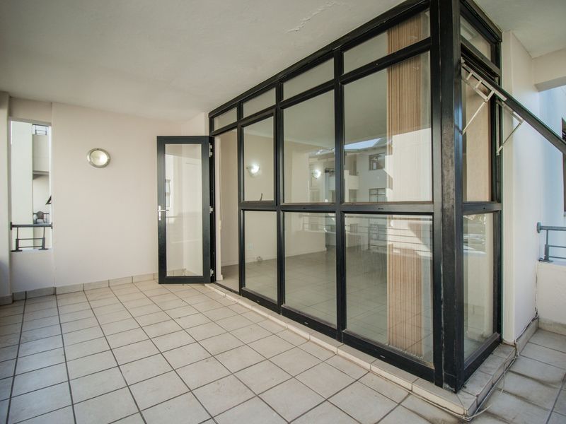 Impressively stylish and secure living - All costs included - Photo 7