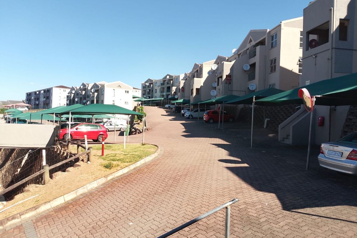 Two Bedroom Apartment For Sale in Bonela, Durban, KwaZulu Natal - Photo 2