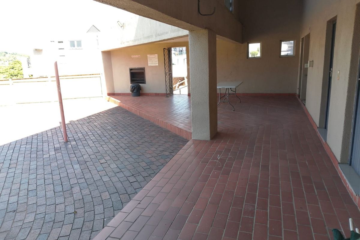 Two Bedroom Apartment For Sale in Bonela, Durban, KwaZulu Natal - Photo 5