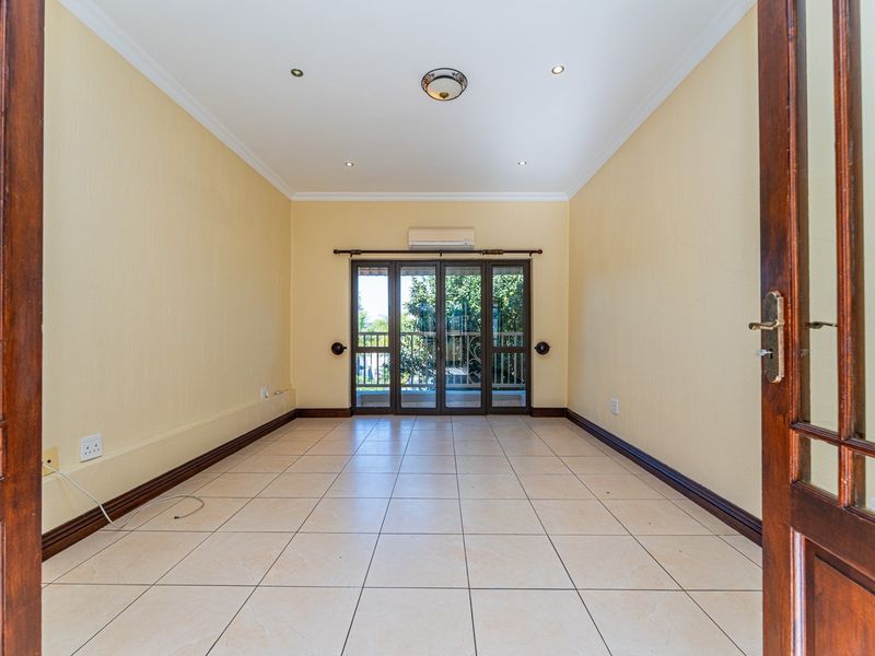 Luxury 8 Bedroom Property in Dainfern Golf Estate - Photo 7