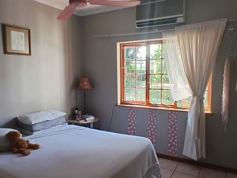 4 Bedroom House with Flatlet for Sale in Kwambonambi, KwaZulu Natal - Photo 10