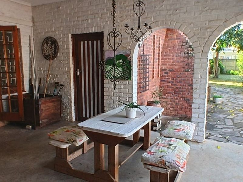 4 Bedroom House with Flatlet for Sale in Kwambonambi, KwaZulu Natal - Photo 8