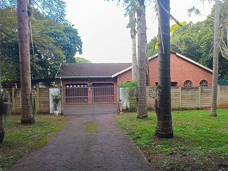 4 Bedroom House with Flatlet for Sale in Kwambonambi, KwaZulu Natal - Photo 1