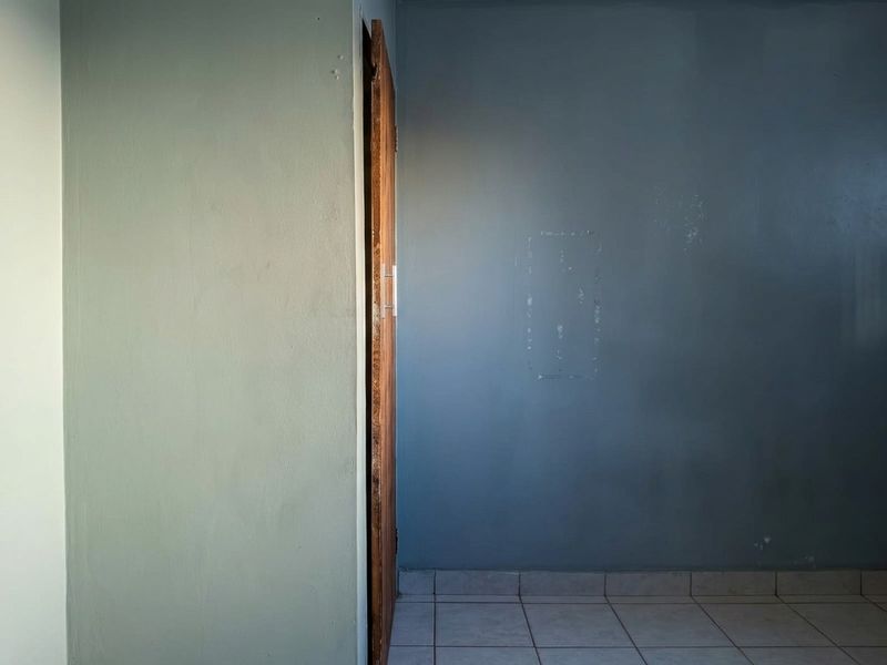 Spacious 4 Bedroom Investment Apartment in Southernwood - Photo 7