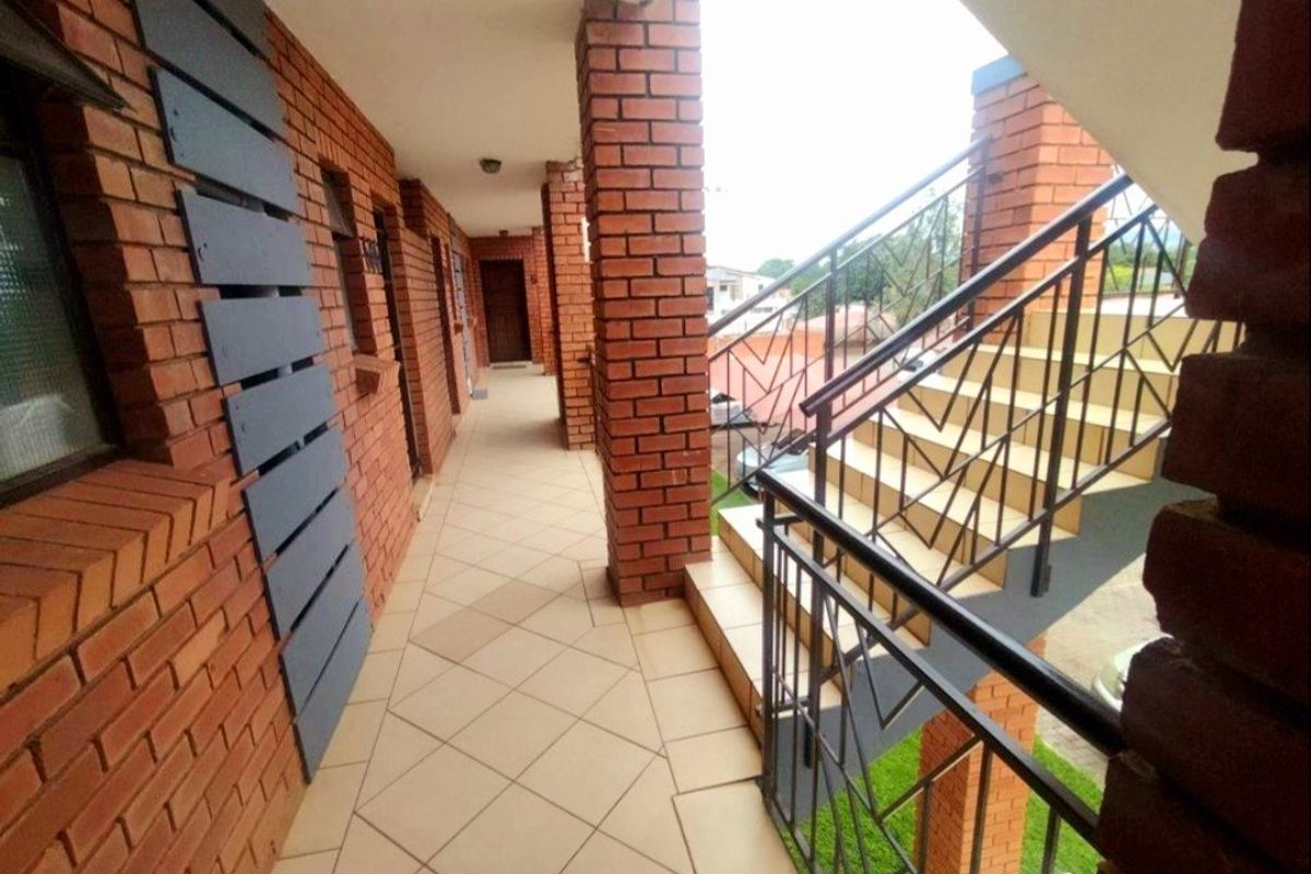 Charming 2 bedroom apartment available in wonderpark estate - Photo 3