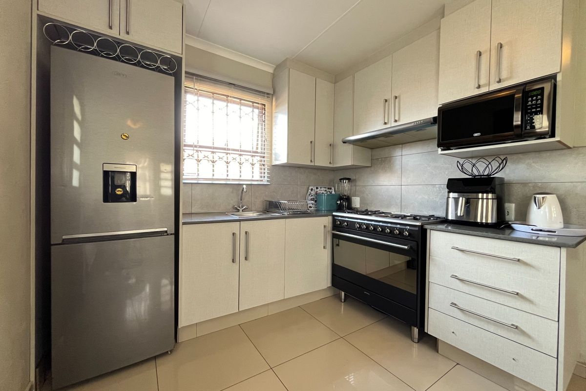 Home To Rent in Dawn City, Boksburg - Photo 2