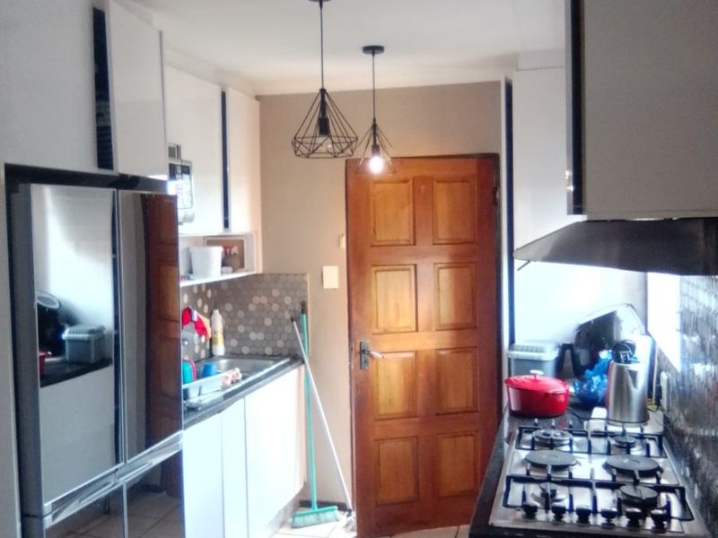 House To Rent in Protea Glen, Soweto - Photo 5