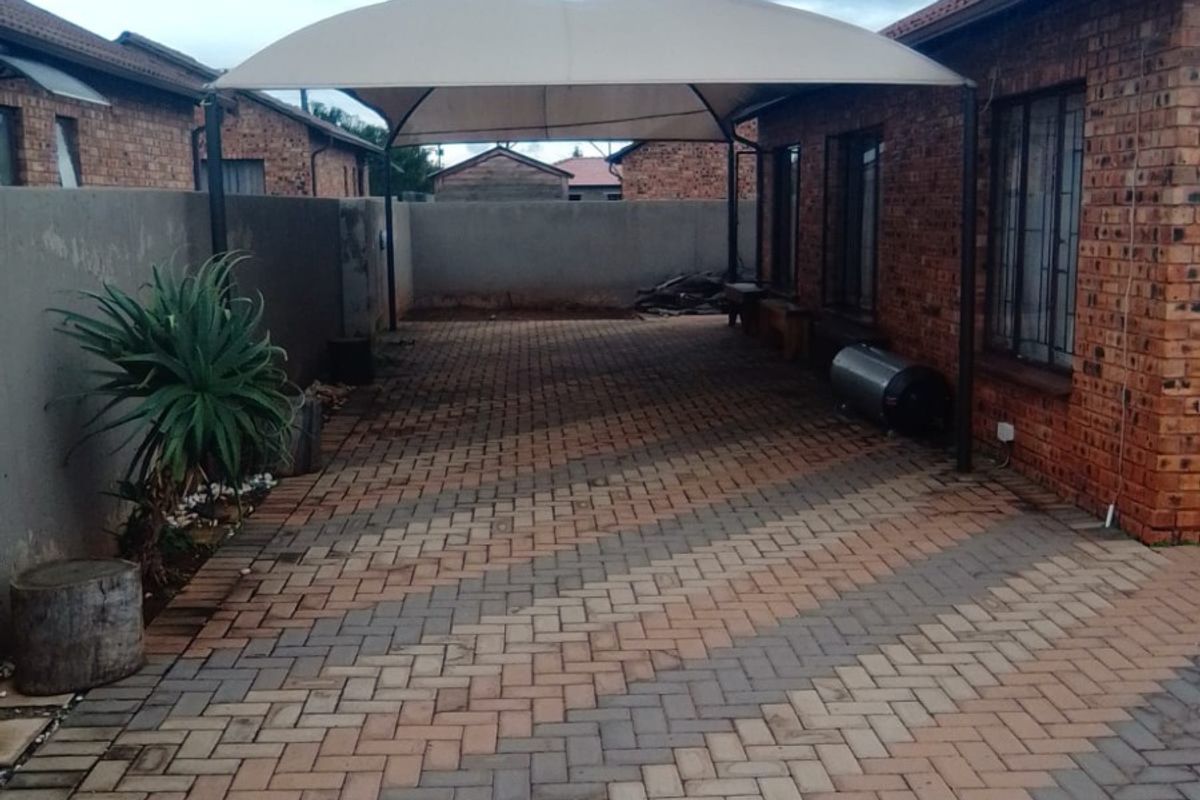 House To Rent in Protea Glen, Soweto - Photo 3