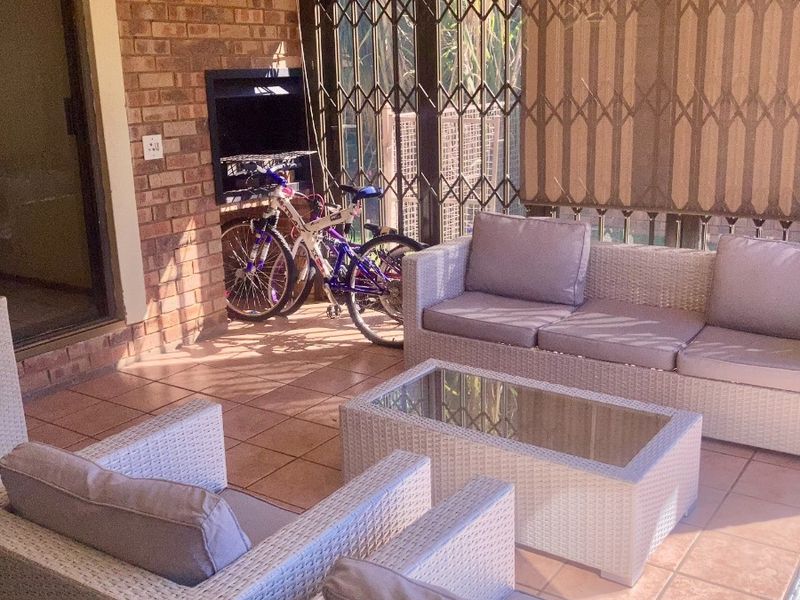 Spacious Family Home in Secured Estate - Photo 3