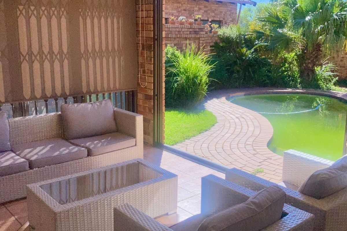 Spacious Family Home in Secured Estate - Photo 4