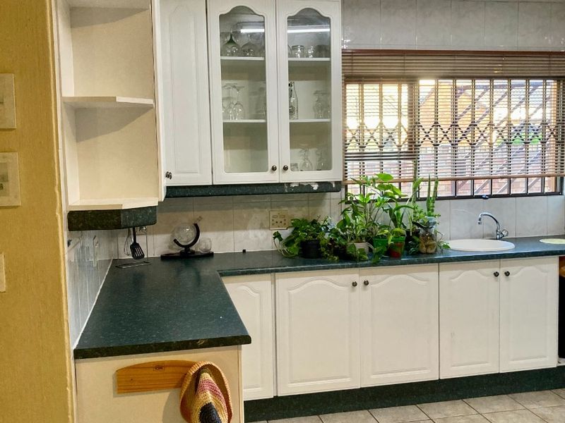Spacious Family Home in Secured Estate - Photo 6