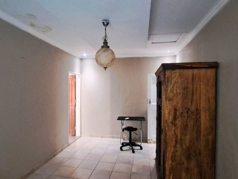 4 beds 3 Baths double garage House For Sale in White River  White River Mpumalanga - Photo 4