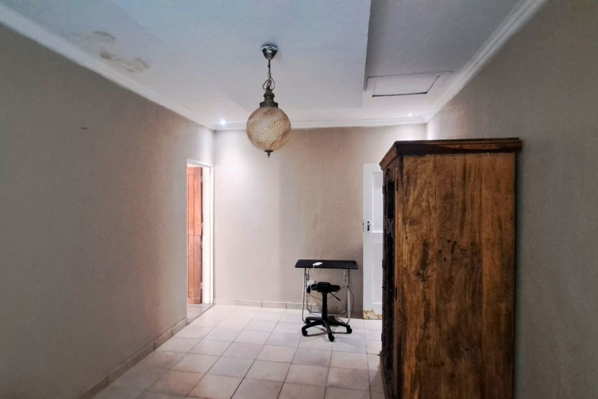 4 beds 3 Baths double garage House For Sale in White River  White River Mpumalanga - Photo 4
