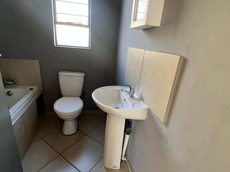 House To Rent in Southern Gateway, Polokwane - Photo 10