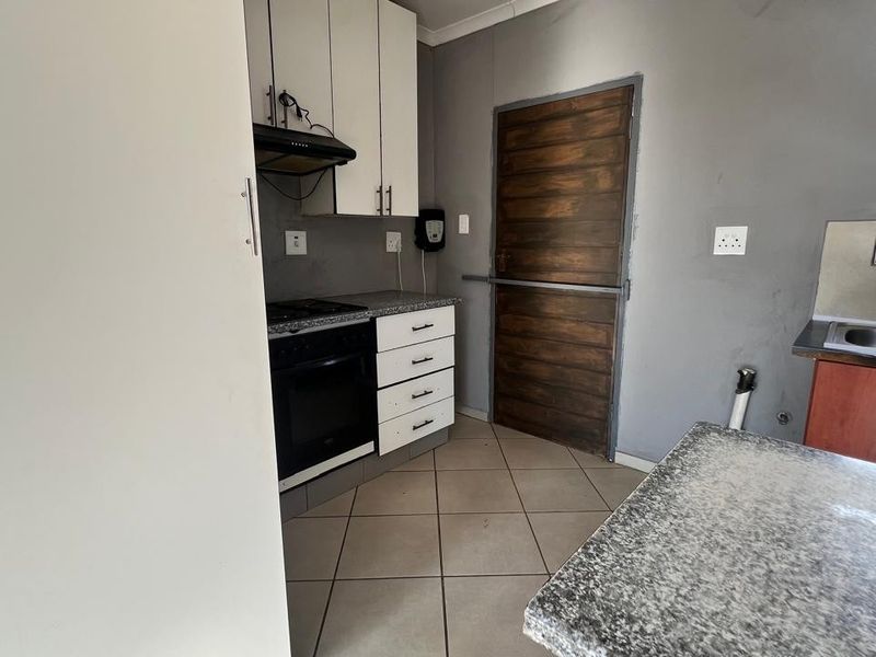 House To Rent in Southern Gateway, Polokwane - Photo 7