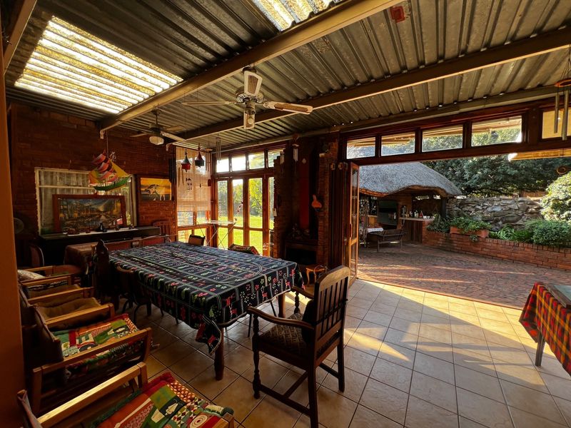 4 bedroom House 3 bathroom For Sale in Wierda Park Centurion - Photo 7