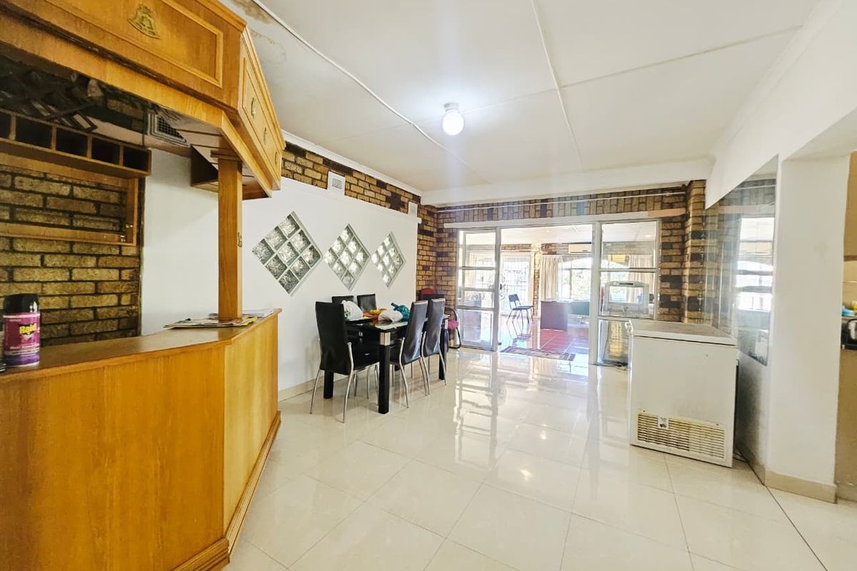 House For Sale in Windermere, Durban, KwaZulu Natal - Photo 3