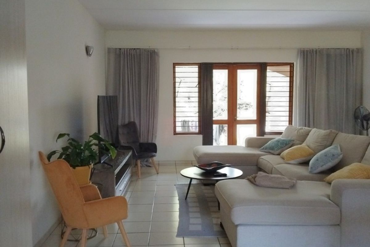 Modern 3 Bedroom Ground Floor Apartment in Secure Lifestyle Estate - Photo 4