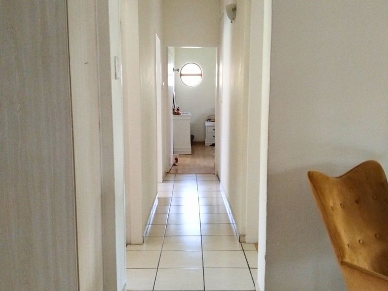 Modern 3 Bedroom Ground Floor Apartment in Secure Lifestyle Estate - Photo 5
