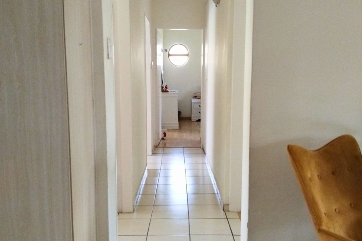 Modern 3 Bedroom Ground Floor Apartment in Secure Lifestyle Estate - Photo 5