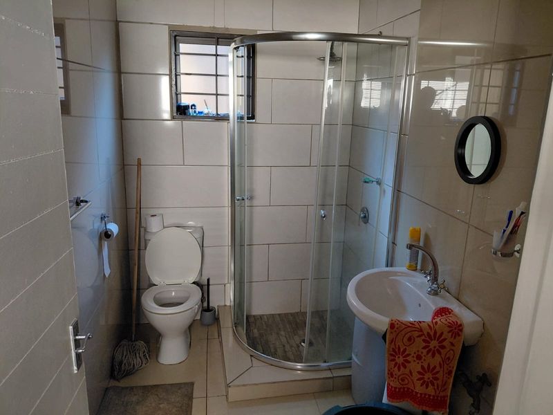 Cottage To Rent in Protea Glen, Soweto - Photo 4