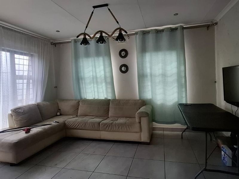 House To Rent in Leopard's Rest Security Estate, Albertsdal, Alberton - Photo 7