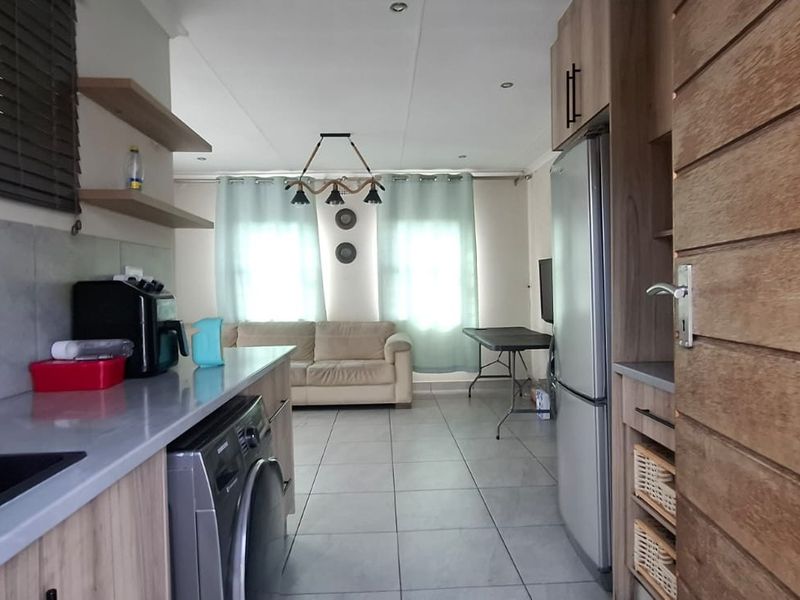 House To Rent in Leopard's Rest Security Estate, Albertsdal, Alberton - Photo 3